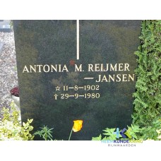 Grafstenen kerkhof Herwen Coll. HKR (134) A.M.Reijmer-Jansen